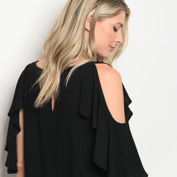 TWO LEFT🤗Black Cold Shoulder Top NWT - Picture 2 of 5